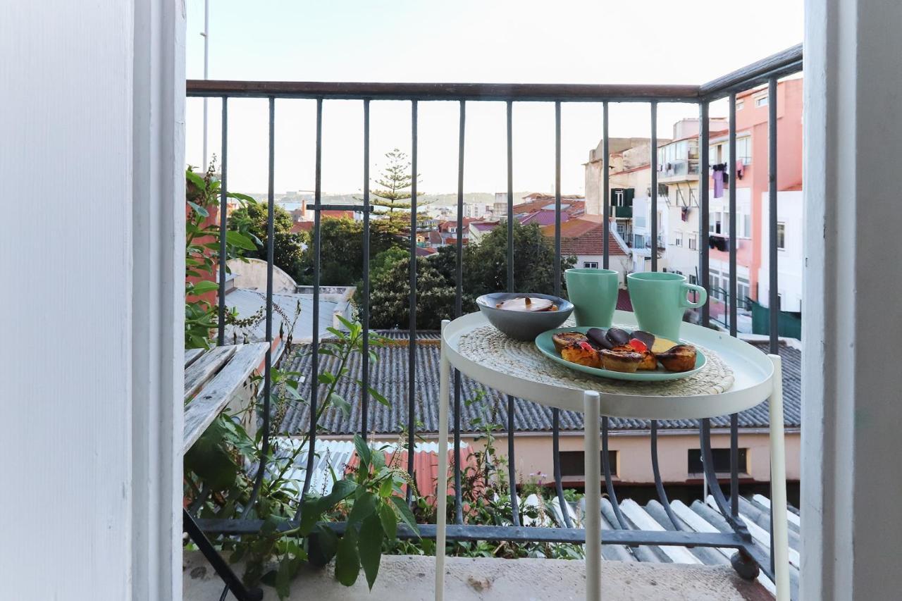 Parlamient River View Apartments By Homing Lisbon Exterior photo